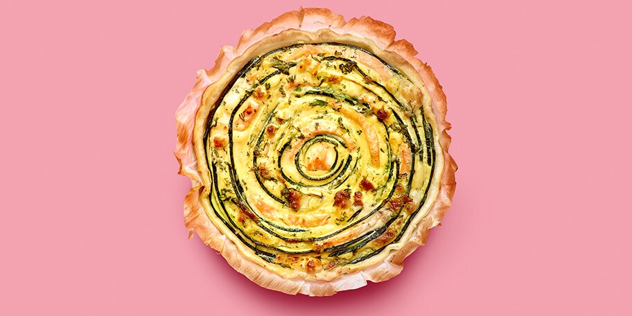 Quiche met zalm en courgette