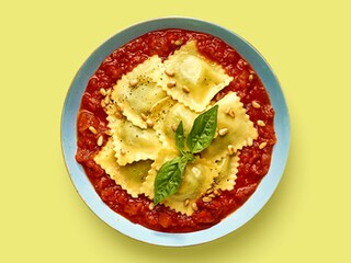 Raviolis Épinards-Ricotta et sauce tomate À l’aise