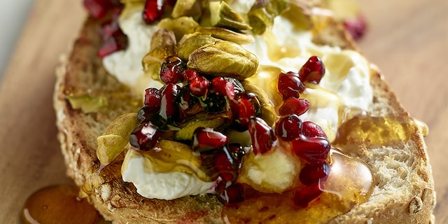 Homemade labneh