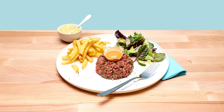 Américain, salade et frites maison