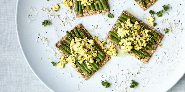 Toastjes met asperges