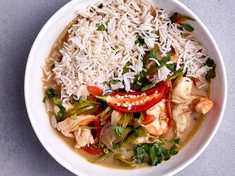 Soupe-repas aux crevettes, façon tom kha kai