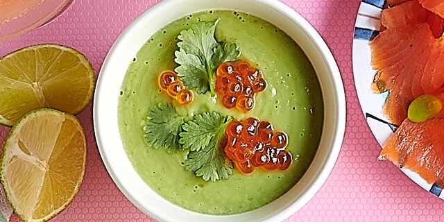 Gazpacho vert à l’avocat
