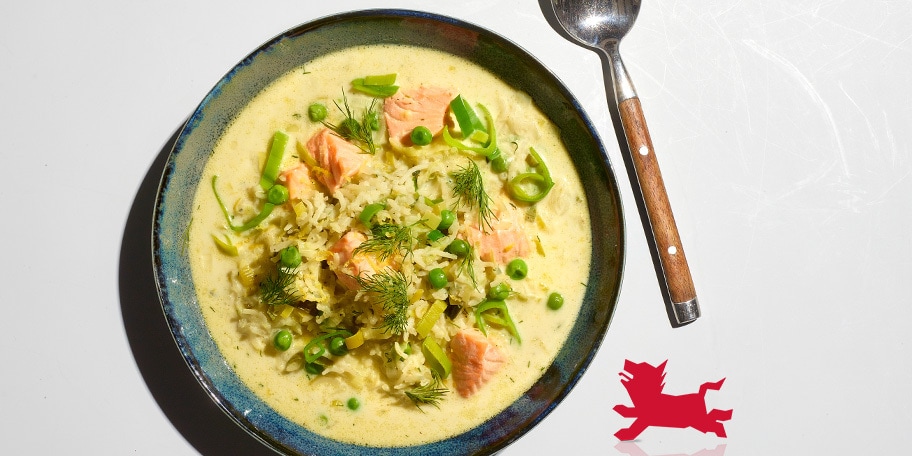 Soupe-repas au riz, saumon et poireaux