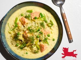 Soupe-repas au riz, saumon et poireaux