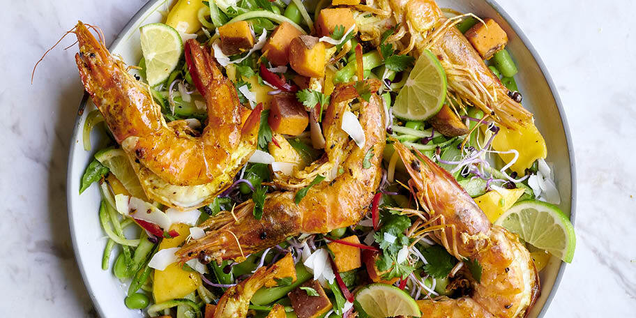 Salade aux patates douces et aux crevettes grillées