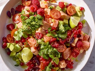 Ceviche de saumon aux fruits rouges et au citron vert