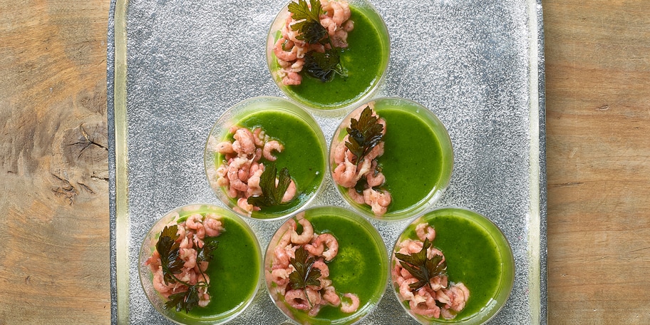 Petites mousses de chou-fleur aux crevettes grises