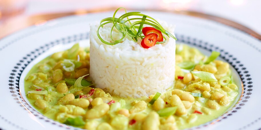 Vegetarische korma met kokosmelk