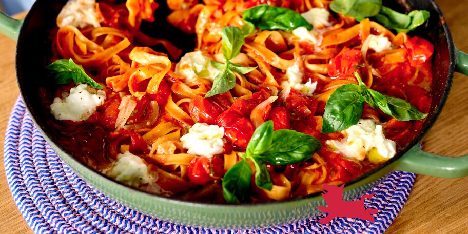 One-pot pasta à la caprese