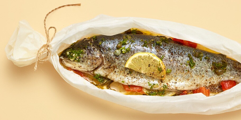 Papillote de truite sauce vierge