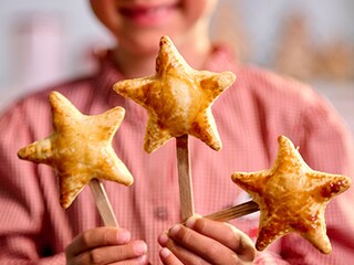 Minidriekoningentaartjes op een stokje