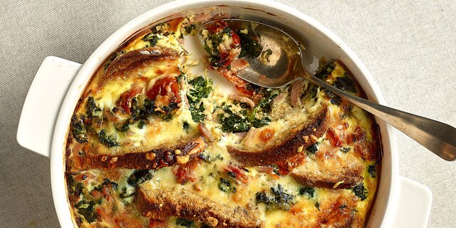 Zoute broodpudding met Averbodebrood, ham en spinazie