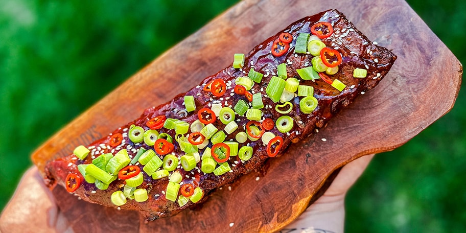 Ribs asiatiques à la sauce teriyaki, chili et sésame