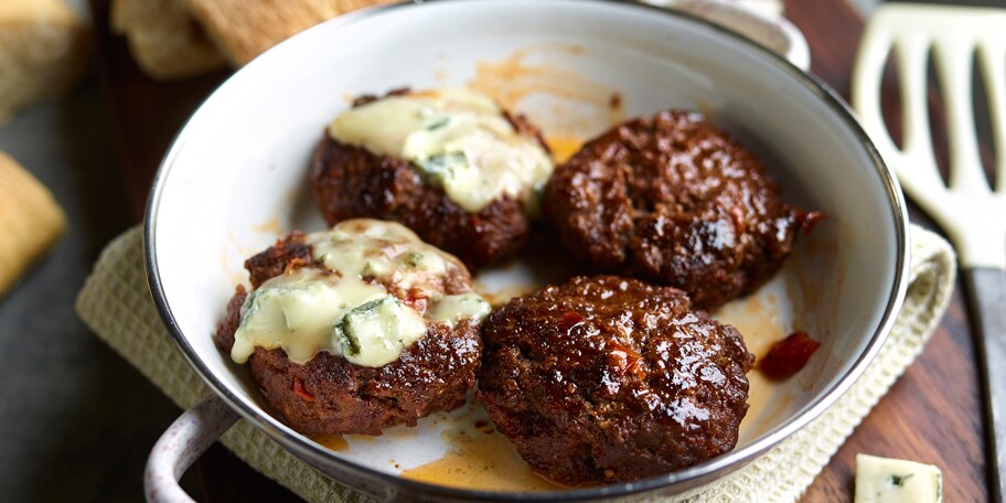 Hamburgers met gorgonzola