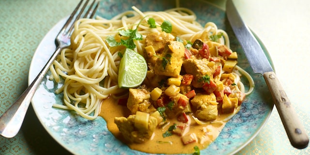 Pâtes au poulet tikka masala