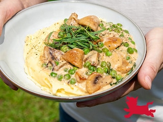 Ragoût de champignons aux petits pois et sa purée