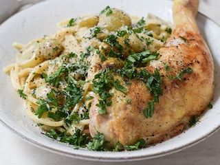Poulet et spaghettis aux raisins frais