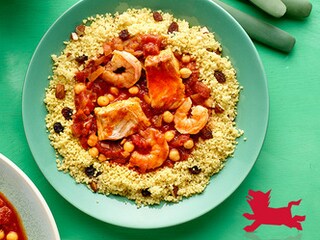 Tajine de poisson aux crevettes et aux pois chiches