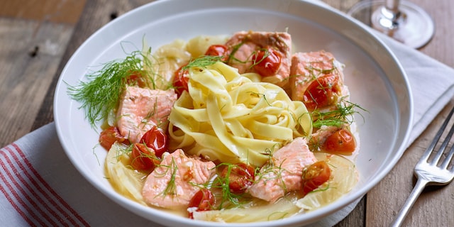 Saumon au fenouil et aux tomates-cerise