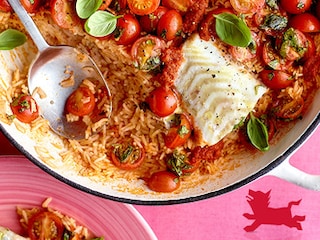 Cabillaud au riz, tomates cerise et pesto rouge