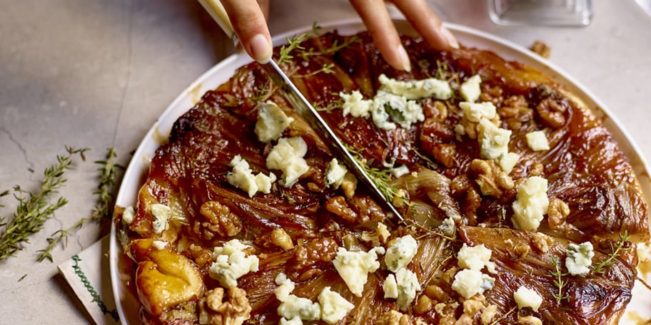Witlooftatin met roquefort