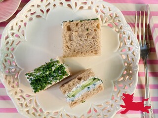 Mini sandwichs au concombre