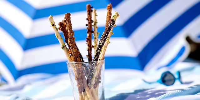 Zelfgemaakte mikado’s (chocoladestokjes)