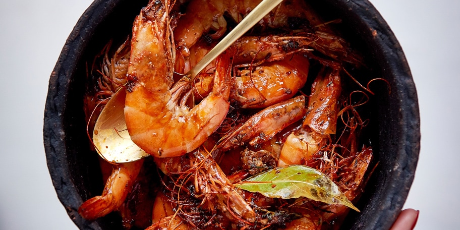 Geflambeerde gamba's met sambuca