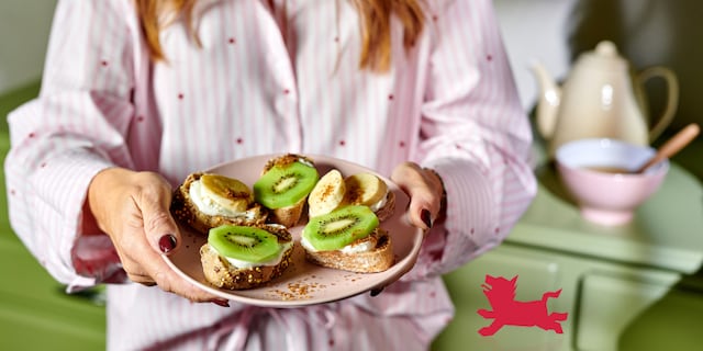 Tartines au fromage blanc et aux fruits