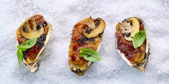 Huîtres gratinées au miso et à l'orange