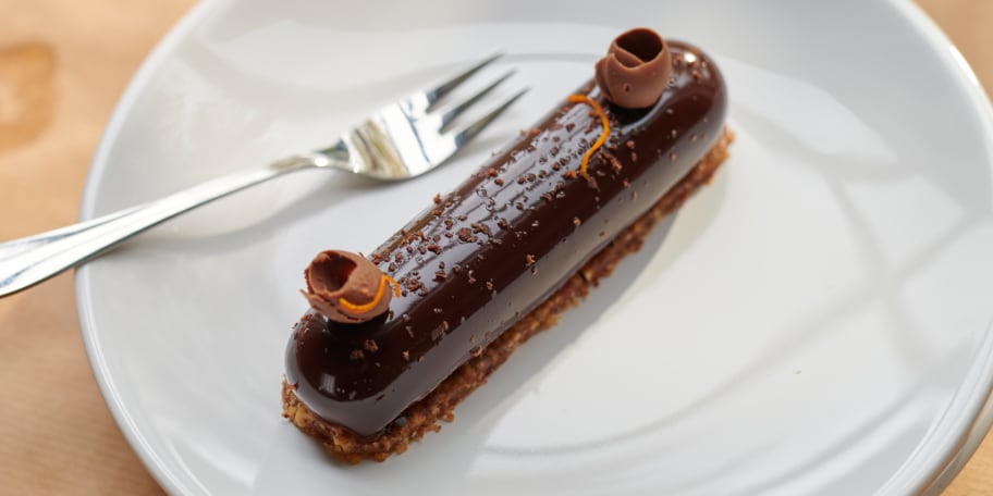 Vegan entremets met chocolade en bloedsinaasappel