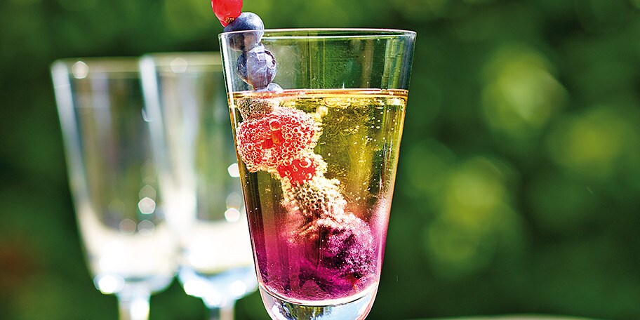 Kir royal à la fraise (sans alcool)
