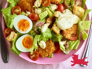 Caesarsalade met kipnuggets