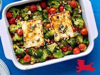 Feta, geroosterde kerstomaten en broccoli met honing
