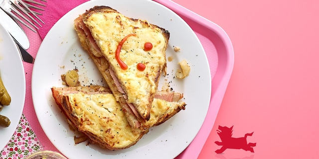 Gegratineerde croque-monsieur met witloof en abdijkaas