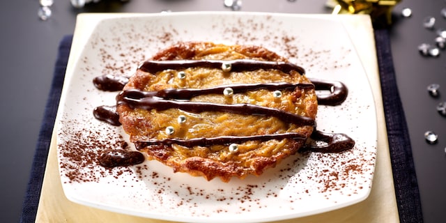Kleine tortilla’s met peren en chocoladesaus