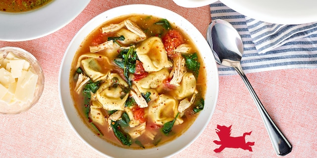 Soupe-repas au poulet et aux tortellonis