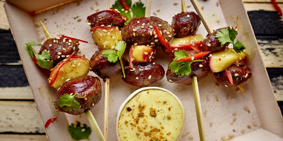 Brochettes aux gésiers de canard et aux pommes