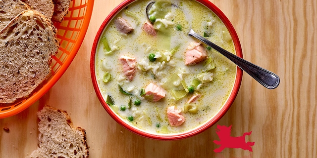 Maaltijdsoep met rijst, zalm en prei