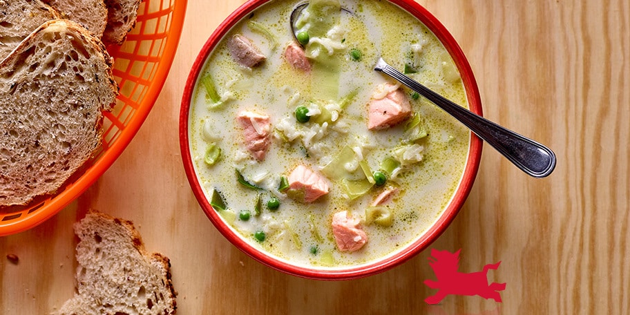Maaltijdsoep met rijst, zalm en prei