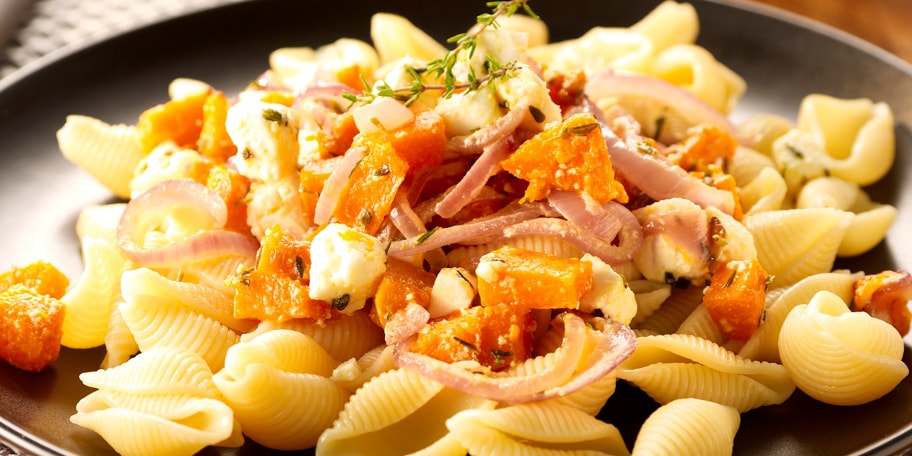 Conchiglie met pompoen en feta