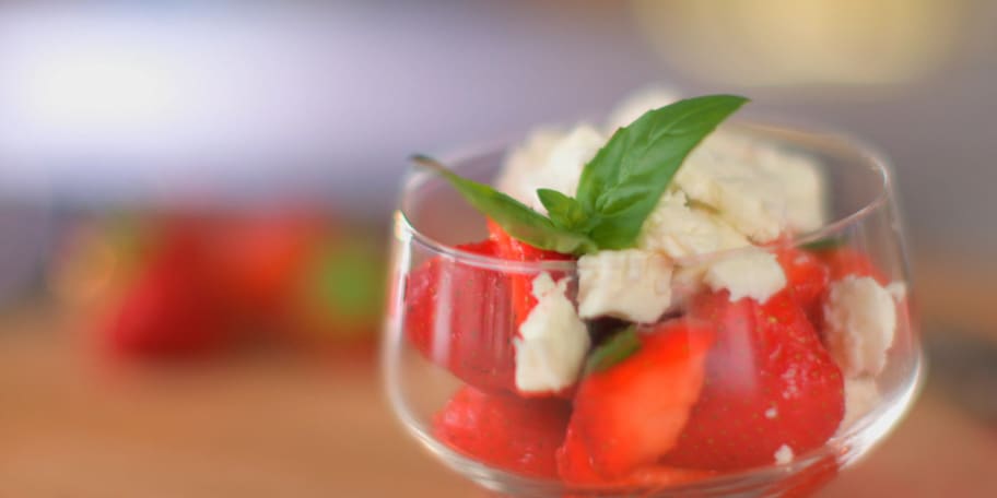 Salade de fraises à la feta