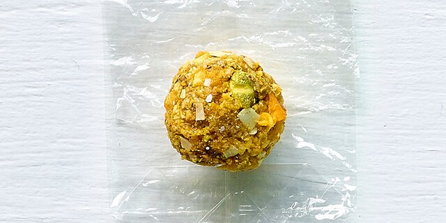 Energy balls met perzik