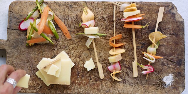 Comtékaas met homemade gemarineerde groenten