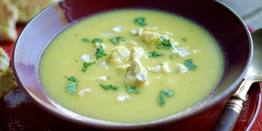 Indische velouté met kip en ananas