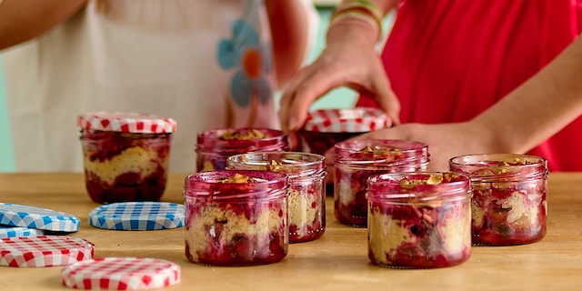 Cobblers met abrikozen, kersen  en cashewnoten