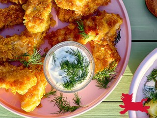 Homemade vissticks en aardappelsalade