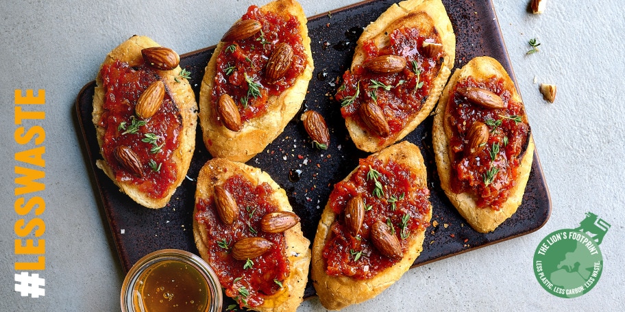 Bruschettas au spread de chorizo, miel et amandes