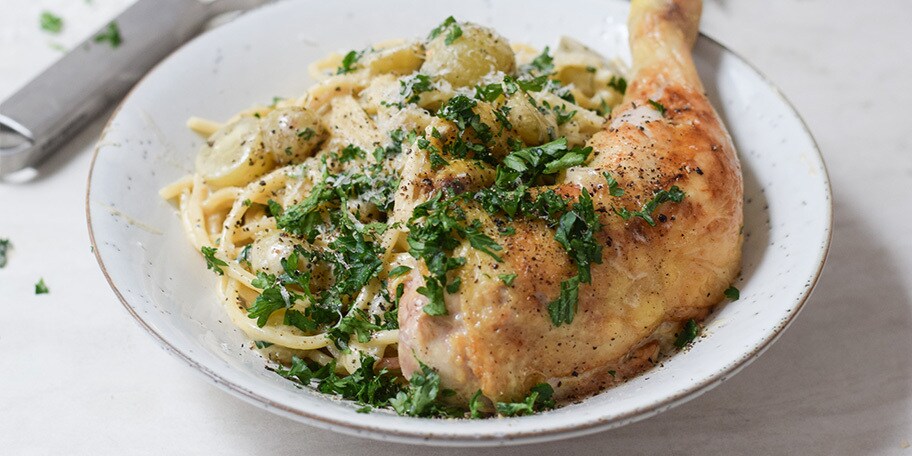 Poulet et spaghettis aux raisins frais